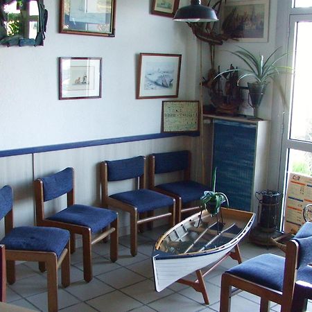 Hotel Du Petit Matelot Сен-Пьер-Киберон Экстерьер фото