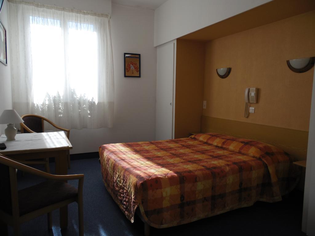 Hotel Du Petit Matelot Сен-Пьер-Киберон Экстерьер фото